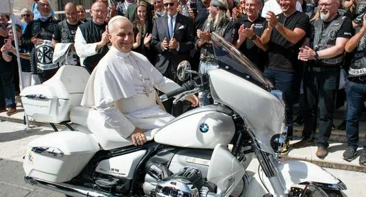 Papa León XIV subastará moto BMW que le regalaron en Vaticano: cuánto vale y más