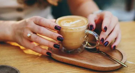 Lanzan alerta por 'Té Matcha Orgánico' con registro fraudulento en Colombia