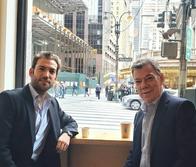 Martín Santos publica mensajes de una mujer que ataca a Juan Manuel Santos