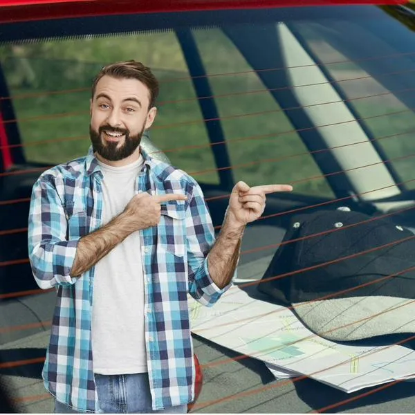 ¿Para qué sirven las líneas del vidrio de atrás del carro? Son para días fríos 