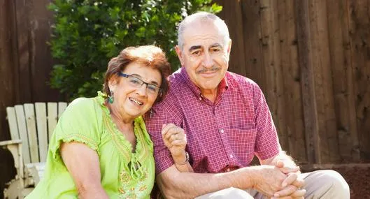 Pensión en Colombia: Gobierno busca a mujeres mayores de 60 años y hombres mayores de 65 años para pagarles bono pensional.