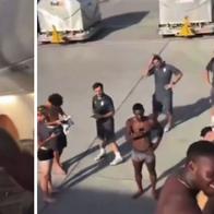 Champions: avión del Mónaco falló, viajaron en calzoncillos y los golearon