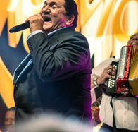 Poncho Zuleta, celebró 76 años de vida y más de medio siglo cantándole al vallenato: “Gracias por acompañarme en esta vida de música y sentimiento”
