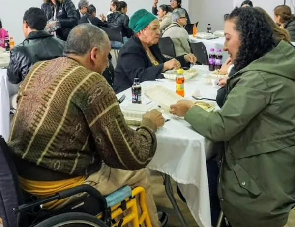 Comidas Compartidas: habitantes de Barrios Unidos compartieron con voluntarios de Camacol 