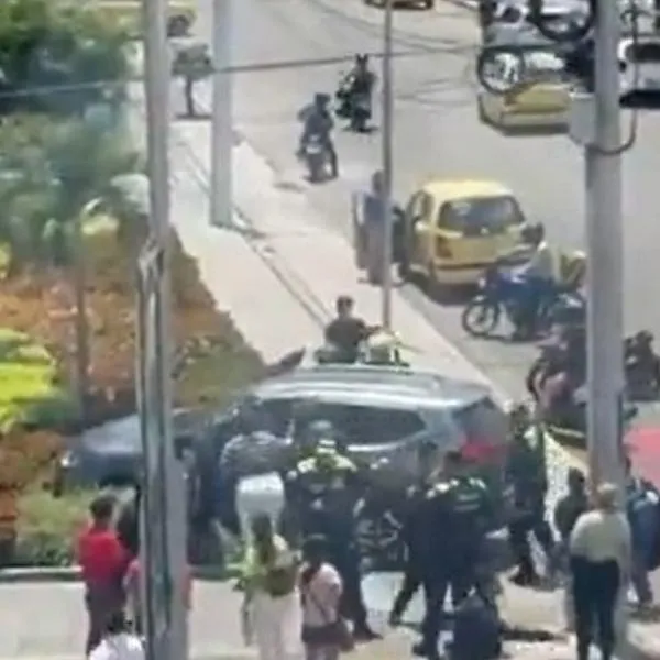Ataque sicarial frente a conversatorio Centro Democrático Bucaramanga