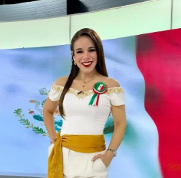 Luto en México por sorpresiva muerte de famosa presentadora en grave accidente aéreo. Se llamaba Débora Estrella. 