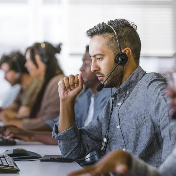 Lío en Colombia por call center que habría comprado los datos de un banco