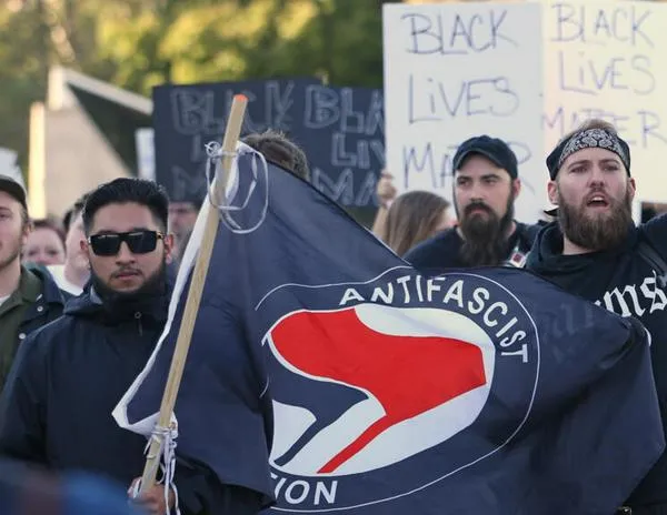 ¿Qué es “Antifa”, el movimiento designado por Trump como “organización terrorista”?