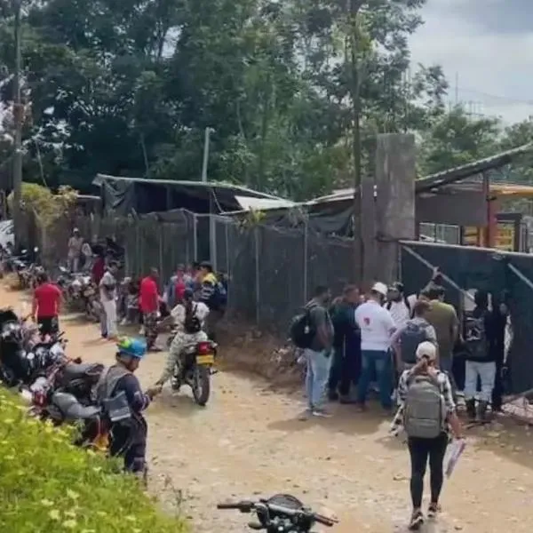 En esta mina de Segovia, Antioquia, ocurrió un derrumbe que dejó a 23 trabajadores atrapados