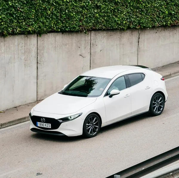Carro Mazda