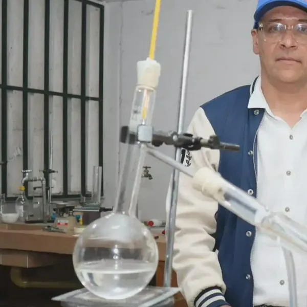 Juan Carlos Cardona, el docente quindiano que convirtió la curiosidad en motor educativo