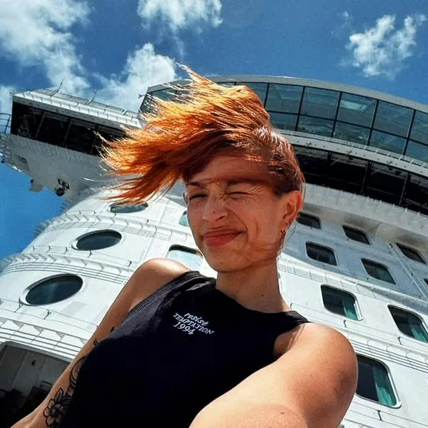 Trabajó en Royal Caribbean por 9 años, la ascendieron y decidió renunciar