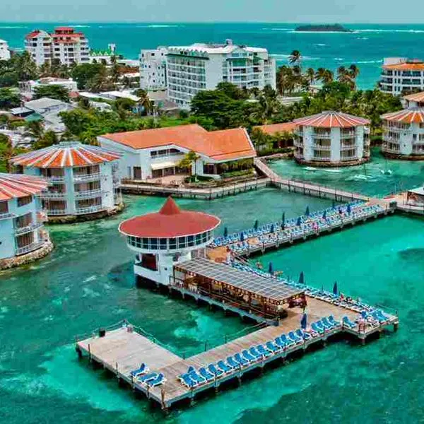 Decameron cierra uno de sus principales hoteles en San Andrés: qué está pasando