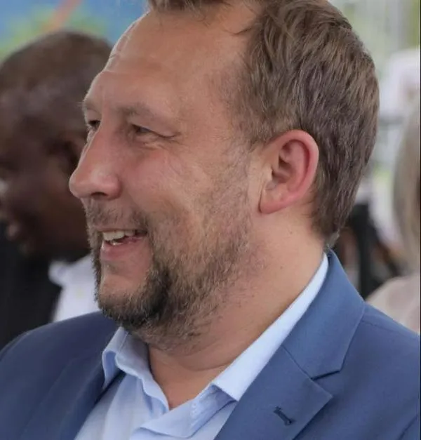 Fiscalía colombiana imputa delitos de corrupción a alcalde ruso