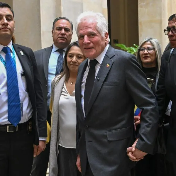 Miguel Uribe Londoño dice que Petro obstaculiza investigación de crimen de hijo