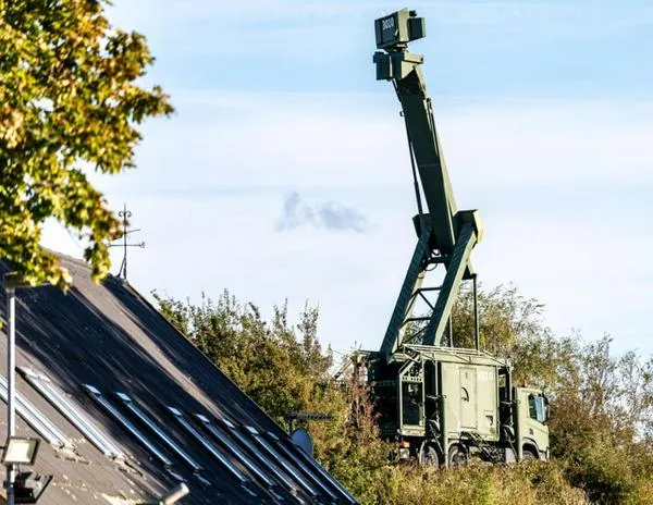 Más drones vuelven a sobrevolar instalaciones militares en Dinamarca