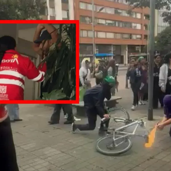 Domiciliario habría insultado a mujeres y casi termina linchado en Bogotá