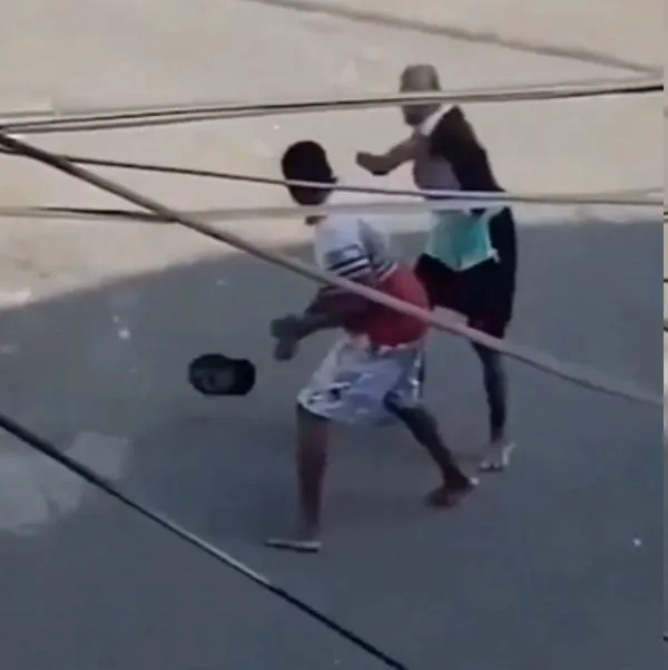 Pelea de hombres