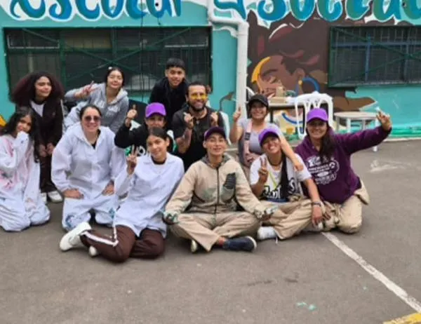 Servicio social estudiantil en el Colegio San Martín de Porres de Bogotá culmina con acción inspiradora 