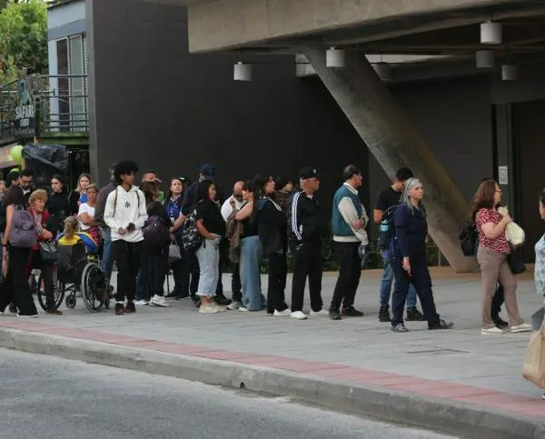 Video: furor en el cable aéreo de Manizales, largas filas de ciudadanos para estrenar la línea 3, es gratis