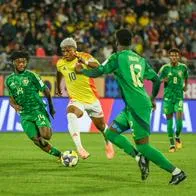 Infantil error de Arabia Saudita para gol de Selección Colombia: apareció el 10 de la sub-20