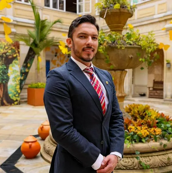 Minigualdad también se quedó sin visa y respondió a EE. UU. en sus redes