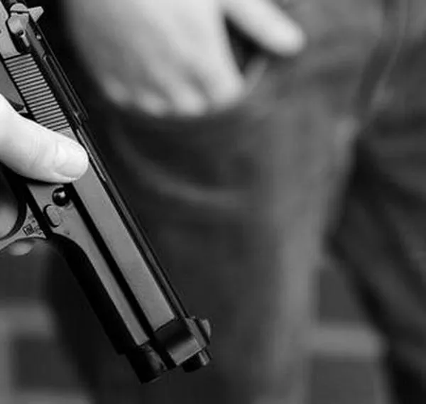 Dos hombres que fingían ser recicladores casi roban a una mujer en Barrios Unidos