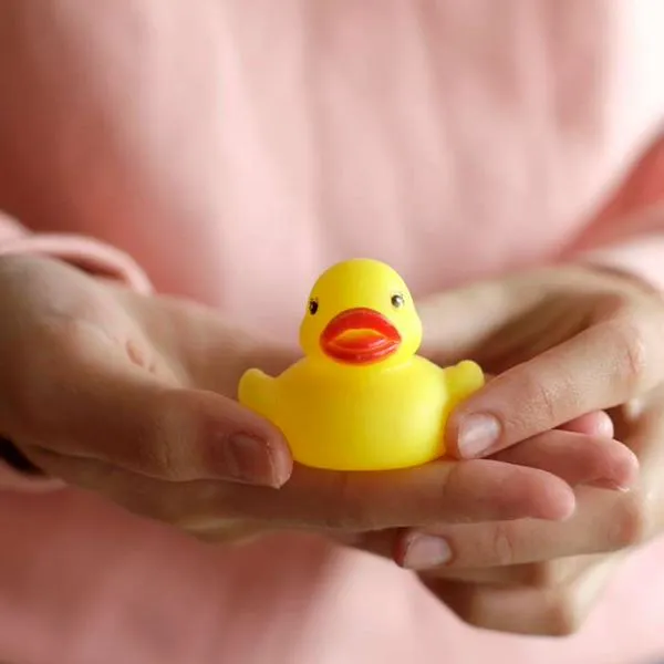 Foto de pato de goma, en nota de cómo es pato de goma, técnica psicológica que funciona para resolver problemas