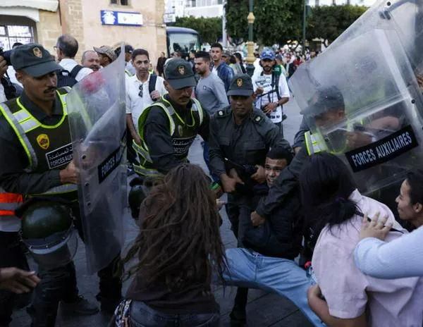 Marruecos: chocan manifestantes y fuerzas del orden durante las marchas de la “Generación Z”