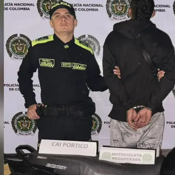 Lo cogieron cuando pretendía escapar en una moto robada