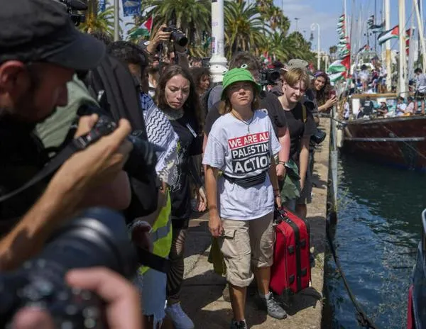 Israel deportará a Europa a los activistas de la flotilla interceptada, incluida Greta Thunberg