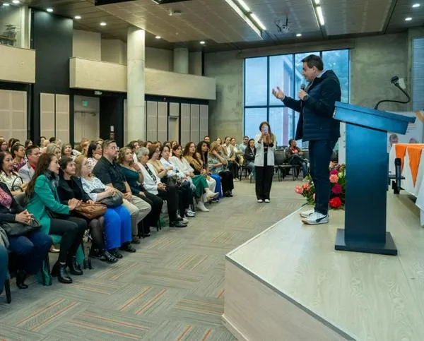57 cuidadores certificados en Manizales: un camino hacia el reconocimiento y nuevas oportunidades