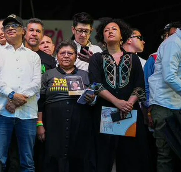 Petrismo está a 24 horas de “plazoletazo” y oposición cuestiona gasto de recursos 