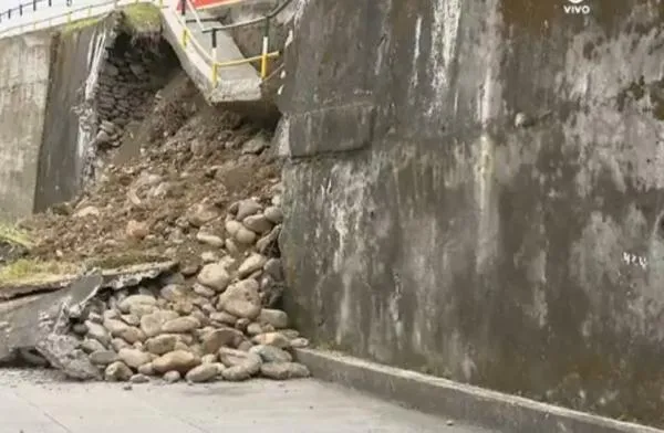 Emergencia invernal afecta la movilidad en importante vía del Eje Cafetero