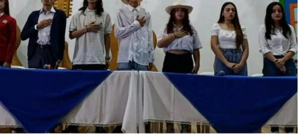 Activar participación en democracia y acudir a las urnas, la apuesta de este municipio de Caldas a jóvenes 