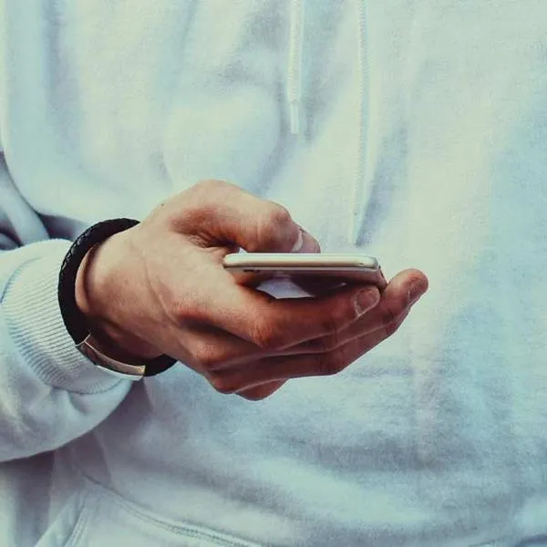 Cobro extra que hacen empresas de telefonía se acabaría: ahora valdrá $ 1.000