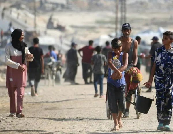 Persisten ataques israelíes contra Gaza tras la aceptación parcial de Hamás al plan de paz de EE. UU.