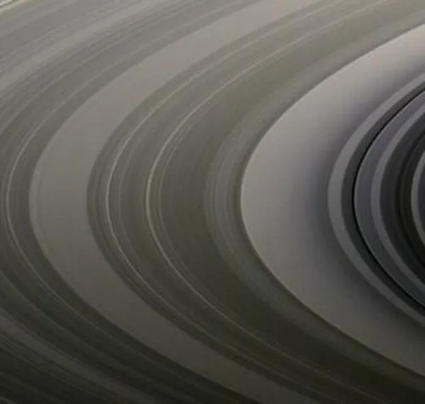 Así podrá ver los anillos de Saturno junto a la Luna este domingo, 5 de octubre