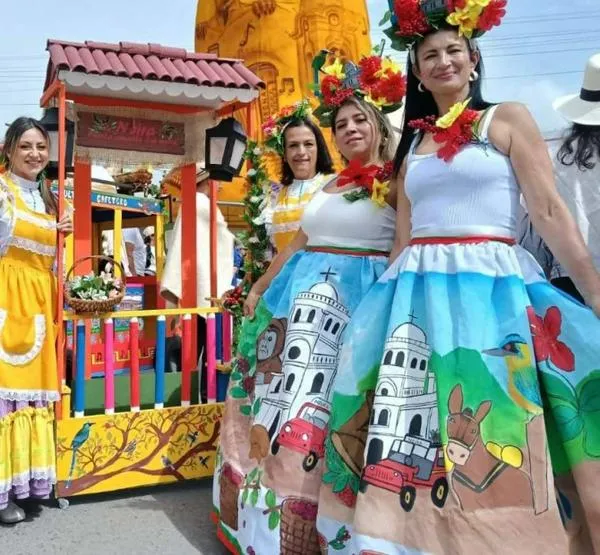Este municipio de Caldas se luce con sus comparsas en el Concurso Nacional de Bandas en Boyacá