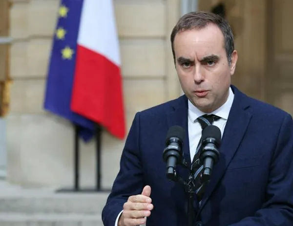Francia presenta su nuevo Gobierno liderado por el primer ministro Sébastien Lecornu