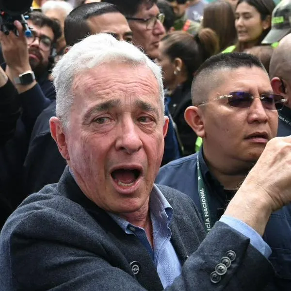 Álvaro Uribe racionó a investigación por homicidio de dos abogados en su contra