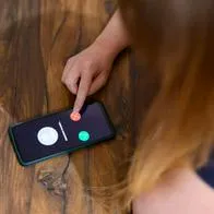Foto llamadas, en nota cuándo responder a llamadas de números desconocidos en Colombia según Truecaller
