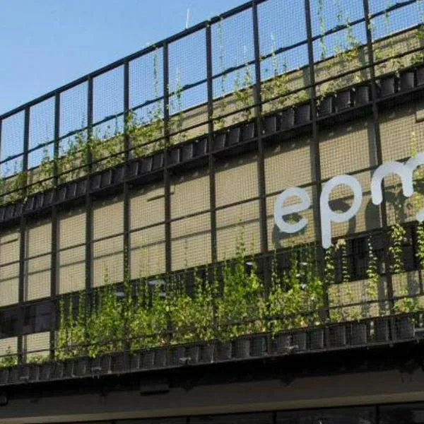 EPM podrá avanzar en la venta de sus acciones en UNE tras aval de la Superfinanciera