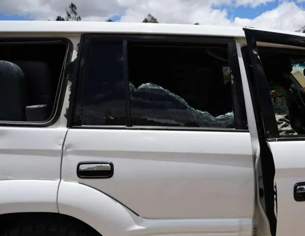 Detenidas cinco personas tras ataque a la caravana de Noboa, mientras aumentan protestas antigubernamentales