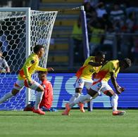 Colombia celebrando el gol de Neyser Villarreal en el partido contra Sudáfrica en el Mundial Sub-20
