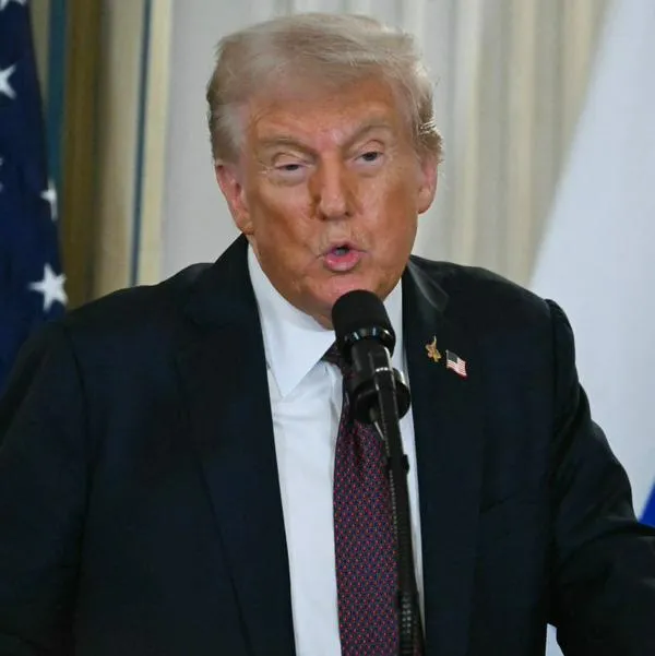 Trump le dieron mensaje al oído en Casa Blanca: acuerdo con Hámas