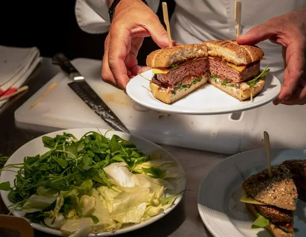 El Parlamento Europeo prohíbe el término “hamburguesa vegetal”