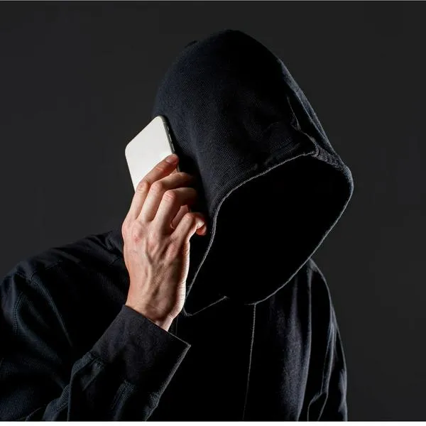 ¿Qué significa cuando te llaman y no hablan? Esto hay tras llamadas fantasma 