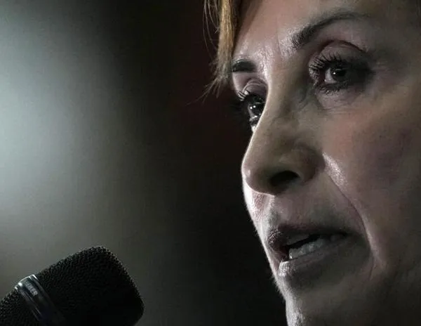 El Congreso de Perú abandona a Dina Boluarte ante tres mociones de vacancia