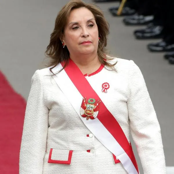 Dina Boluarte es destituida como presidenta de Perú y este sería su futuro